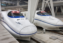 高鐵、動(dòng)車(chē)、機車(chē)
